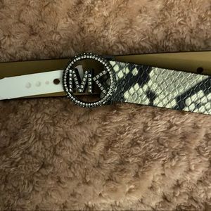 MK belt
